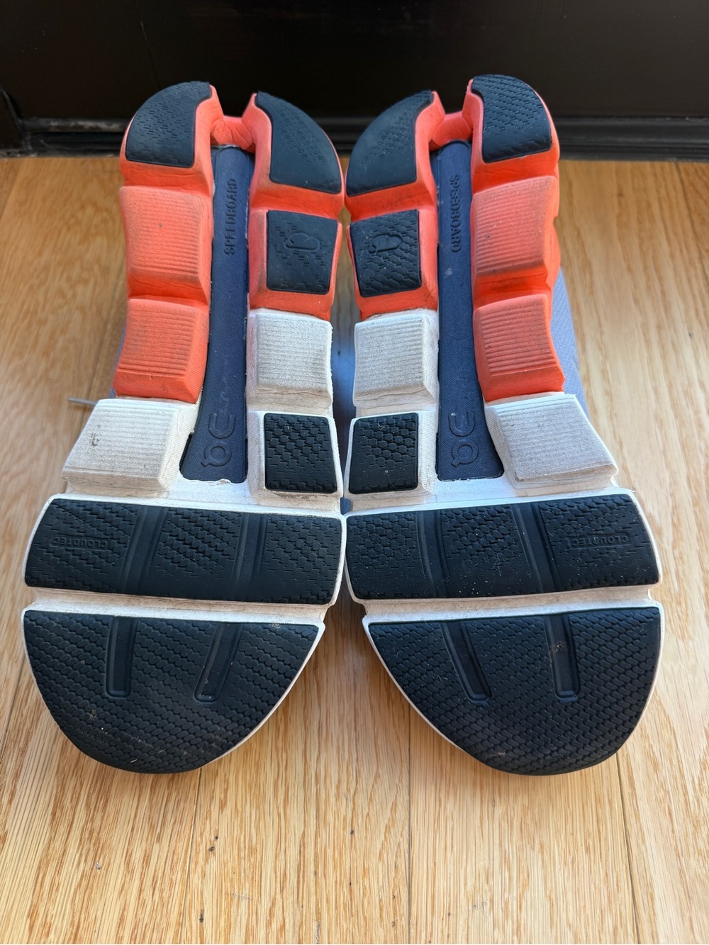 OnCloud Cloud Flyer Grey / Orange - Picture 5 of 6